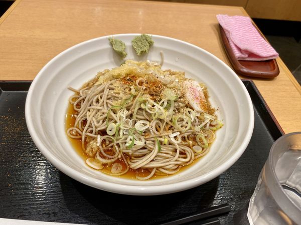 「冷やしたぬきそば420円」@そばいち 新宿店の写真