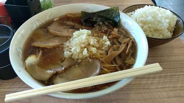 「炙りチャーシュー 特大」@中華そば専門店 びんびん亭 瑞穂店の写真