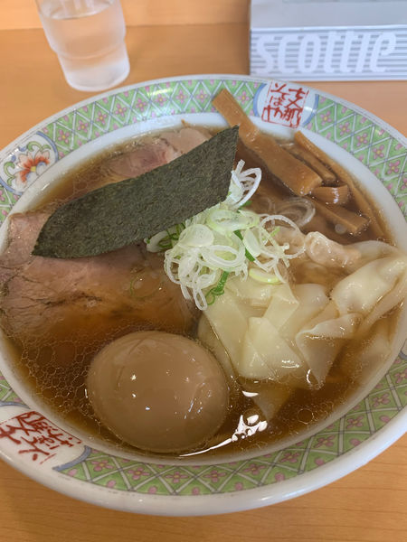 「特ラーメン」@支那そば 一力の写真