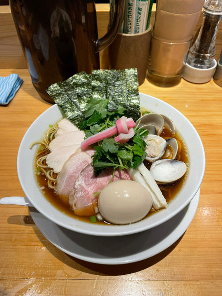 「特製鶏・煮干・蛤トリプルSOBA 大盛」@Ginza Noodles むぎとオリーブの写真