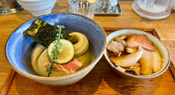 「味玉 昆布水つけめん ちょい肉増し 醤油 （大）」@YOKOKURA STOREHOUSEの写真