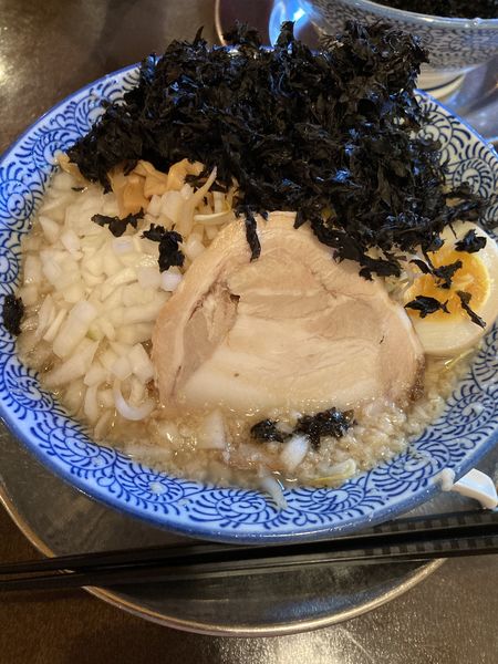 「こってり背脂ラーメン」@麺や 麺五郎の写真