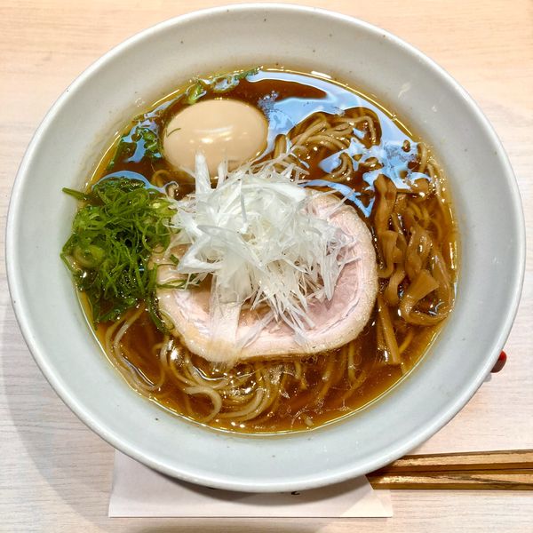 「醤油らーめん＋味玉」@柳麺 呉田-goden-の写真