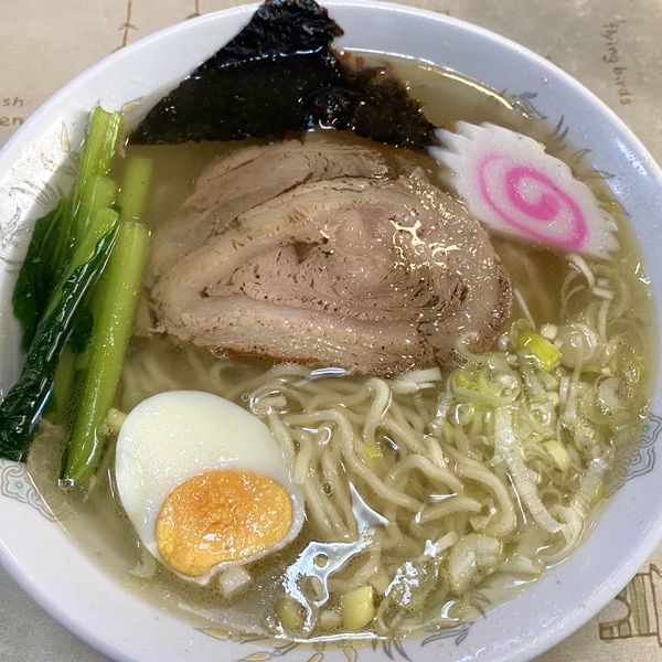 「トロ豚塩ラーメン」@あじさいラーメンの写真