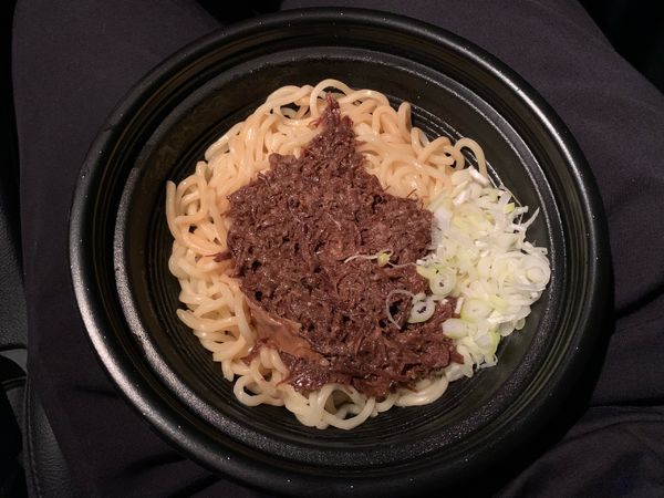 「【テイクアウト】牛すじ肉ませそば ￥1200」@油そば 油虎の写真