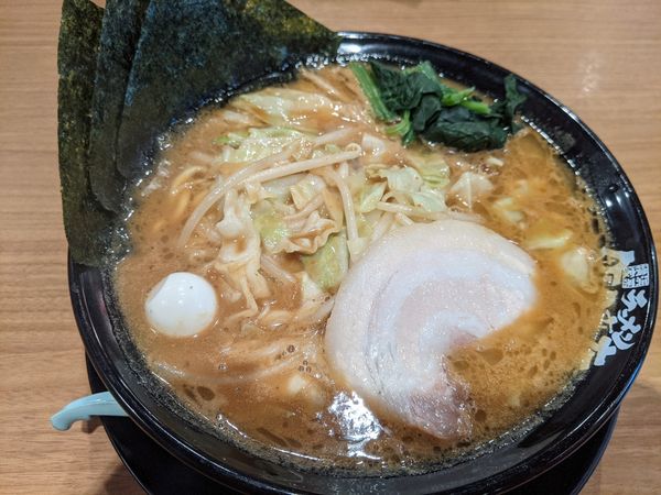 「みそらぁーめん　800円+大盛り100円」@町田商店 弥冨通店の写真