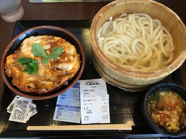 「1日限定、釜揚並＆親子丼のセット550円」@丸亀製麺 柏駅南口店の写真
