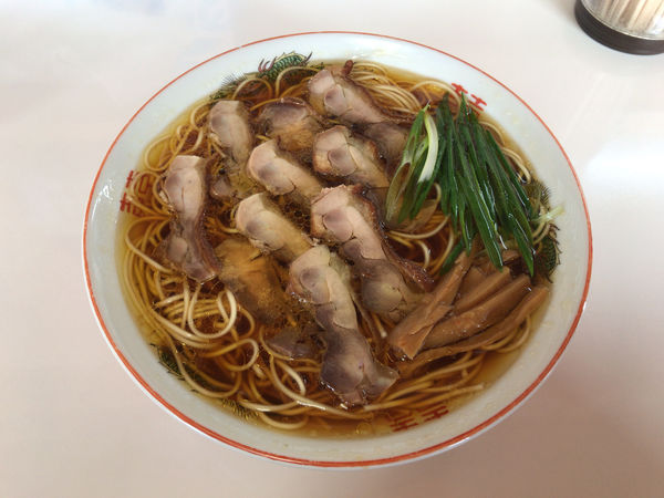 「中華そば並鶏肉トッピング(700円)」@中華そば 鶴亀の写真