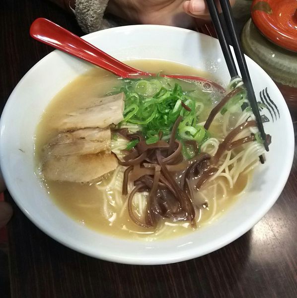 「白」@博多新風 博多デイトス店の写真