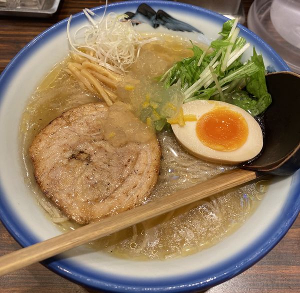 「【限定】冷やし柚子塩麺 　１２８０円」@AFURI 横浜ジョイナス店の写真