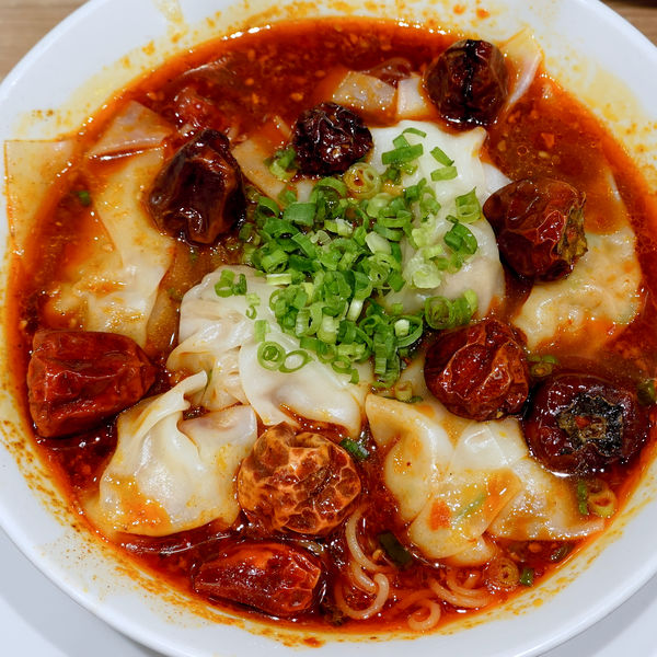 「麻辣火鍋わんたんめん 920円」@広州市場 田町店の写真