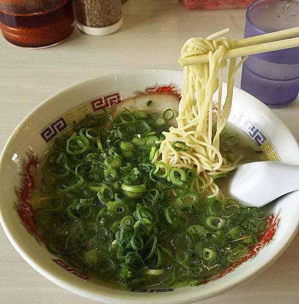 「ラーメン+ネギトッピング(280円)」@18ラーメン 大土居店の写真