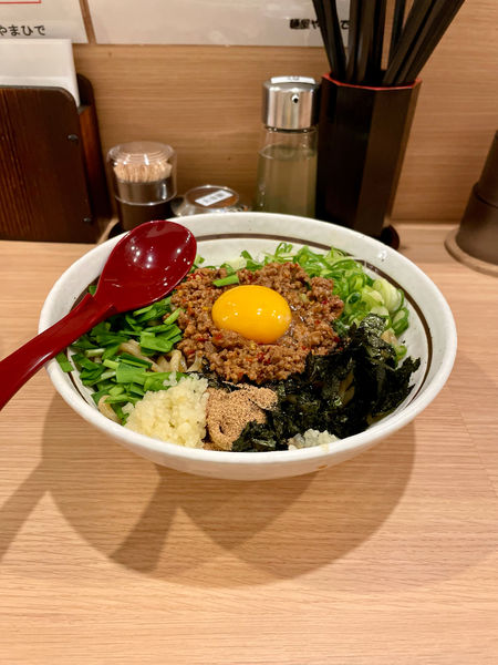 「台湾まぜそば並盛り麺200g(追い飯付き)」@麺屋 やまひで 塚本店の写真