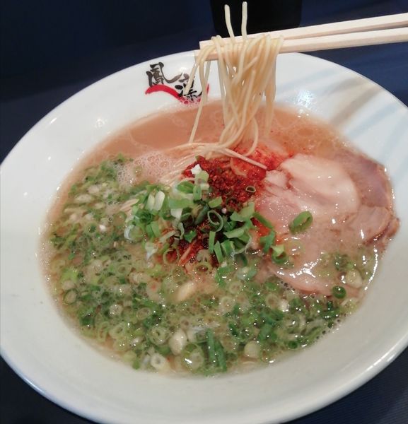 「ラーメン（650円）」@らーめん屋 鳳凛 筑紫野店の写真
