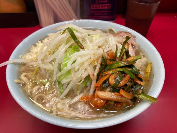 「小ラーメン　にらだれ　麺少なめ」@ラーメン二郎 中山駅前店の写真