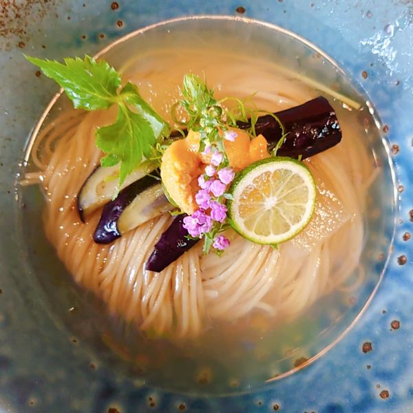 「浅利と雲丹 塩冷やし中華蕎麦950円」@中華蕎麦 鳴神食堂の写真