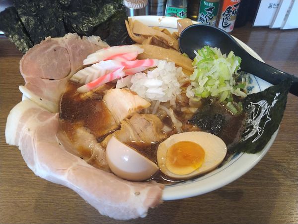 「竹岡式勝浦タンタンチャーシューメン(¥1100)＋トッピング」@大輪 鴨川店の写真