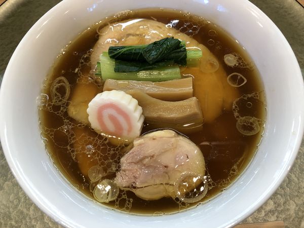 「深緑黒出汁(知床鶏、もろみポーク3枚)」@中華そば 深緑の写真