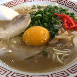 ラーメン生たまご