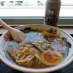 醤油ハーフ＋味玉（720円）