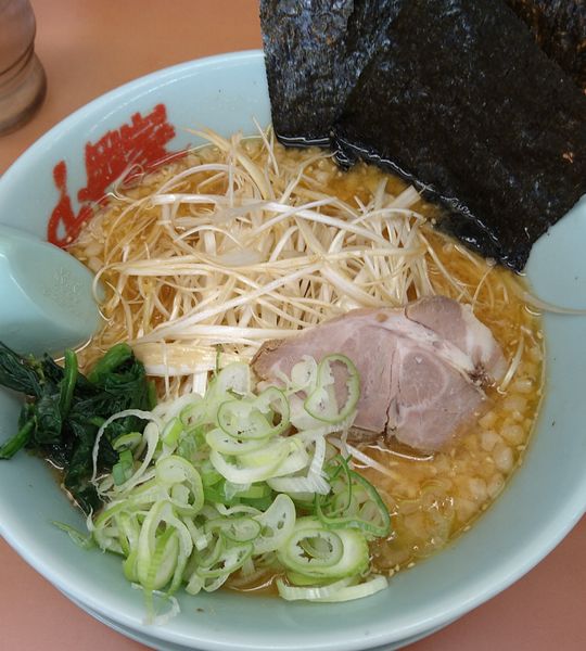 「特製味噌ラーメン＋白髪ネギ(ラインクーポン)」@ラーメン山岡家 鷲宮店の写真
