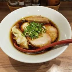 特製淡麗醤油ラーメン