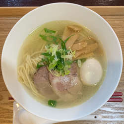 塩らぁめん 味玉