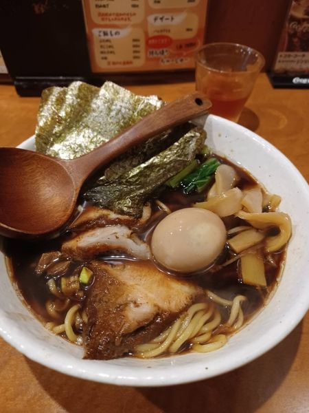 「醤油すぺしゃるらーめん 濃口 ＋煮玉子」@本八幡だんちょうてーの写真
