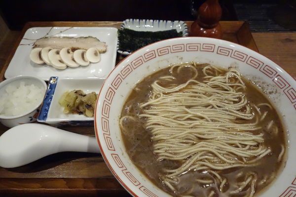 「茸(マッシュルーム)」@炭火焼濃厚中華そば 奥倫道の写真