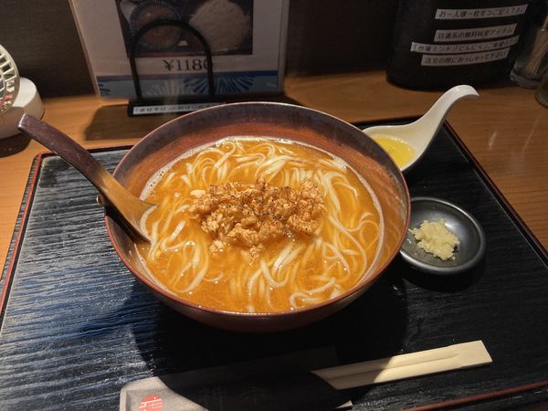 「銀鮭白湯ラーメン」@海老で鯛を釣る麺堂。 神楽の写真