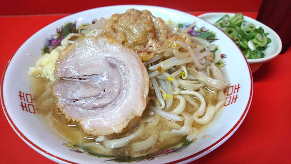 「【昼】ラーメン半分+九条ねぎ」@ラーメン二郎 京都店の写真