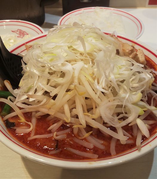 「北極の夏・辛さ5倍+野菜大+チャーシュー2枚」@蒙古タンメン 中本 御徒町店の写真