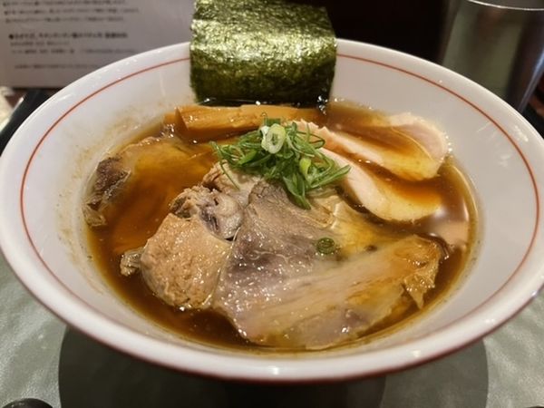 「繁田の中華そば（チャーシュー麺）」@つけ麺 繁田の写真