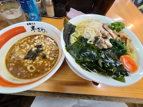 「秋刀魚煮干つけそば　温　大　塩」@中華そば 半ざわの写真