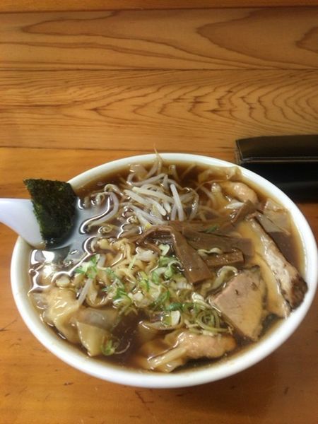 「ワンタン麺辛味」@支那ラーメン 桂山の写真