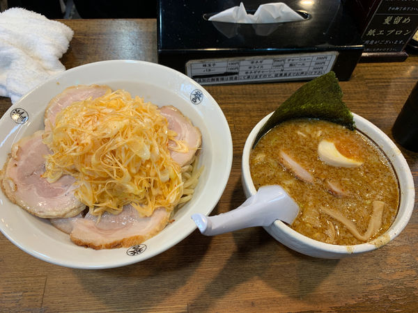 「辛ネギつけ麺味噌ベース鰹チャーシュートッピング」@こってりらーめん 誉の写真