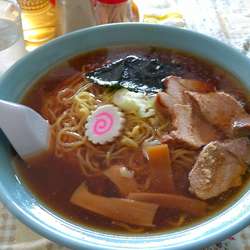 特大ラーメン