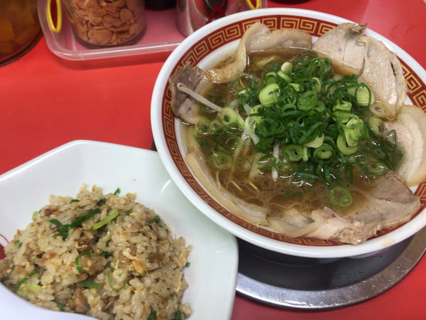 「中華そば正油半バラ」@もっこす 工場店の写真