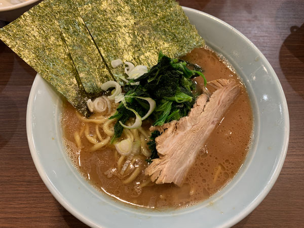 「らーめん」@横浜家系らーめん侍 渋谷本店の写真