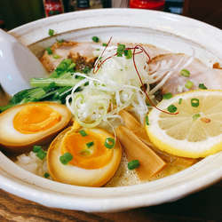 鶏白湯らーめん塩 全部のせ