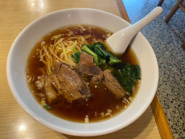 「叉焼湯麺（チャーシューたっぷりラーメン）800円」@王家菜館 中田店の写真