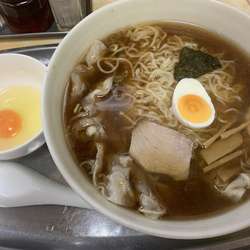 ワンタンメン850+生玉子50=900円