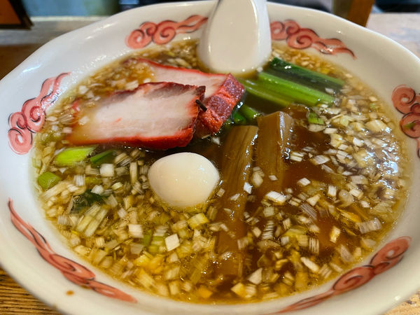 「醤油ラーメン」@ラーメン 若の写真