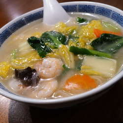 海老麺　エビと野菜の塩味あんかけ汁そば