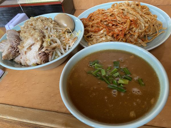 「だんだん辛くなるつけ麺」@立川マシマシ ロイヤルスープの写真