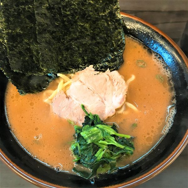 「ラーメン全部普通」@横浜家系らーめん 武術家の写真