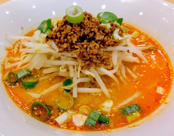 「特製担々麺750円 Aセット(餃子3個)150円」@麺や若葉の写真