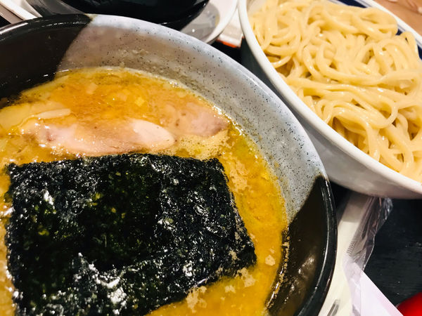 「焼豚つけめん 850円 大盛 200円」@旨い安い腹いっぱい 幕張店の写真