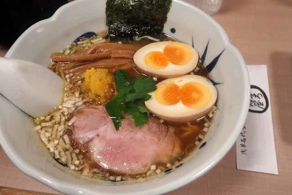 「玉子らーめん　900円」@与ろゐ屋の写真