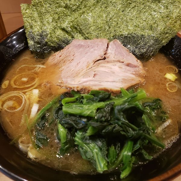 「ラーメン、のり」@横浜家系ラーメン 武虎家 尾山台店の写真